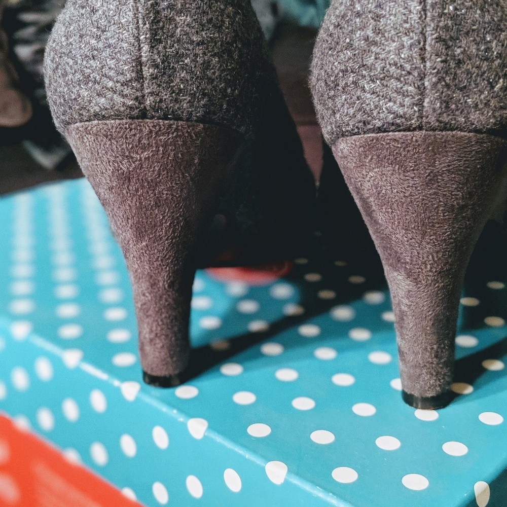 Heels - Picture 3 of 6